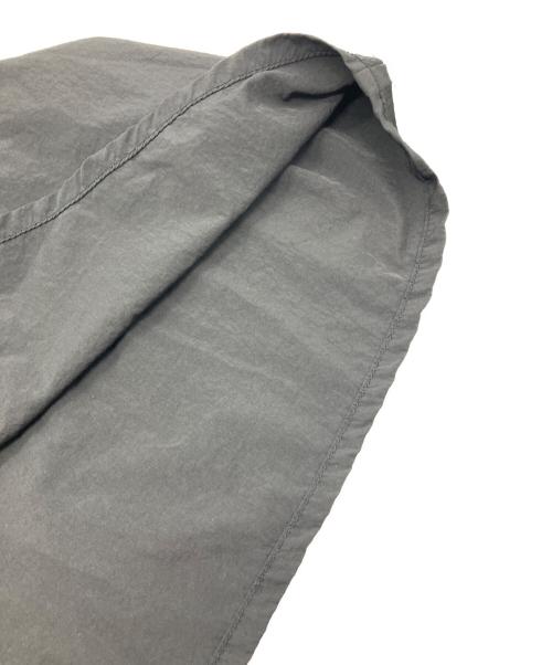 BEAMS BOY（ビームスボーイ）BEAMS BOY (ビームスボーイ) ナイロン タッサー C-1 ノースリーブ ワンピース ブラック サイズ:Freeの古着・服飾アイテム