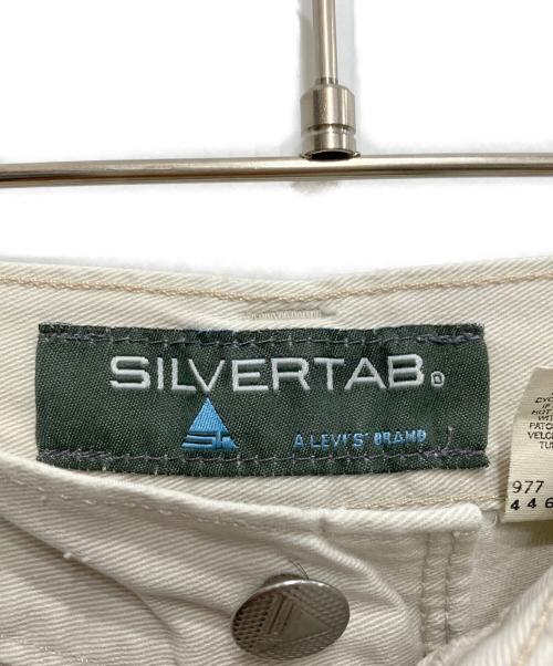 LEVI'S SILVERTAB（リーバイス シルバータブ）LEVI'S SILVERTAB (リーバイス シルバータブ) カーゴパンツ ホワイト サイズ:81㎝(W32)の古着・服飾アイテム