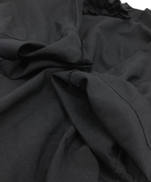COMME des GARCONS COMME des GARCONS（コムデギャルソン コムデギャルソン）COMME des GARCONS COMME des GARCONS (コムデギャルソン コムデギャルソン) フリルブラウス ブラック サイズ:XSの古着・服飾アイテム
