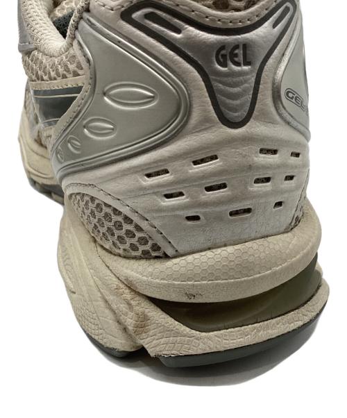 asics（アシックス）asics (アシックス) GEL-KAYANO 14 グレー サイズ:23.5の古着・服飾アイテム