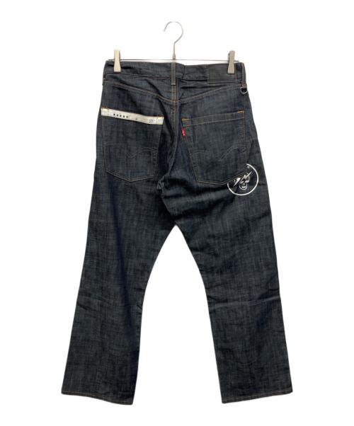 LEVI'S（リーバイス）LEVI'S (リーバイス) FRAGMENT DESIGN (フラグメントデザイン) 207デニムパンツ インディゴ サイズ:Sの古着・服飾アイテム