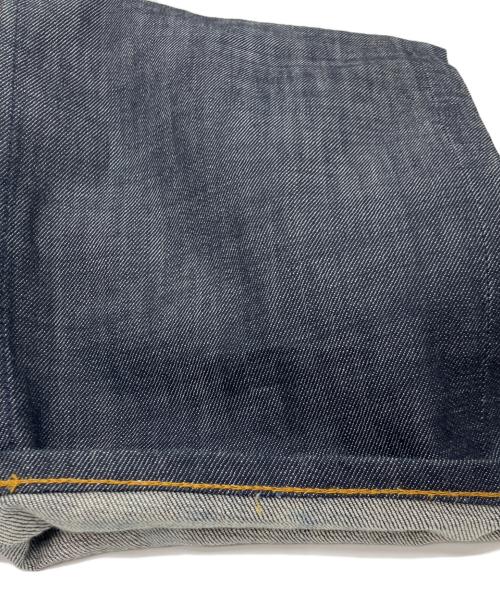LEVI'S（リーバイス）LEVI'S (リーバイス) FRAGMENT DESIGN (フラグメントデザイン) 207デニムパンツ インディゴ サイズ:Sの古着・服飾アイテム