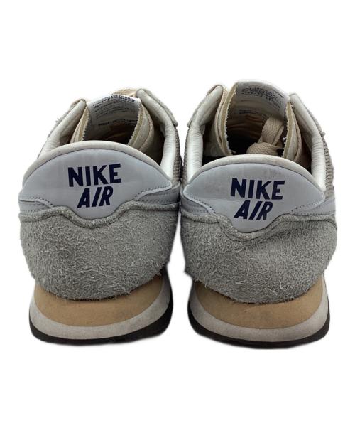 NIKE（ナイキ）NIKE (ナイキ) ローカットスニーカー ベージュ サイズ:26.5の古着・服飾アイテム