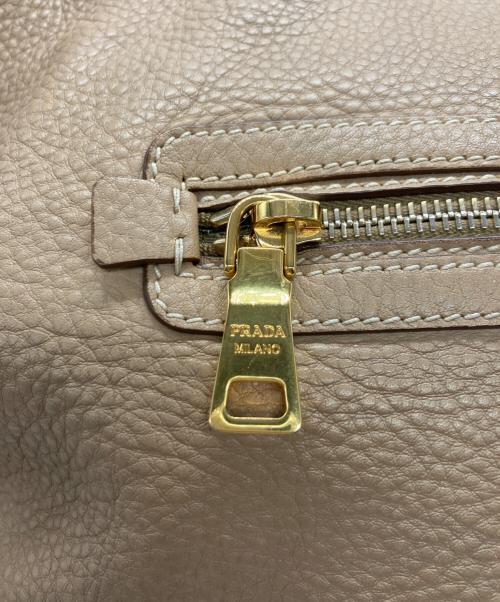 PRADA（プラダ）PRADA (プラダ) ショルダーバッグ ベージュの古着・服飾アイテム