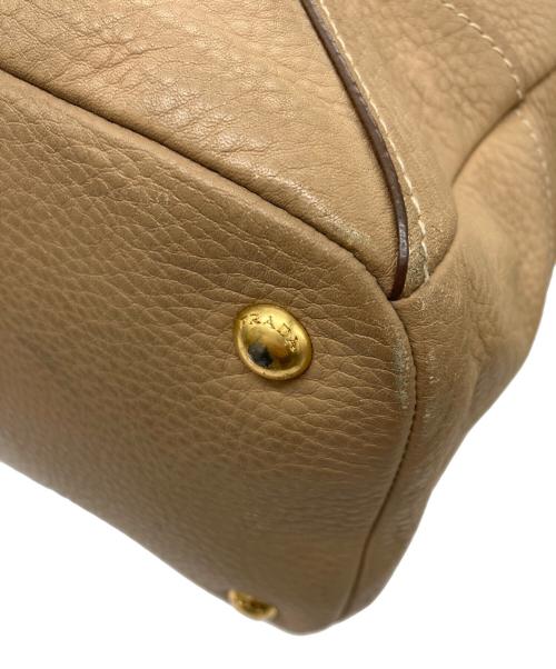 PRADA（プラダ）PRADA (プラダ) ショルダーバッグ ベージュの古着・服飾アイテム