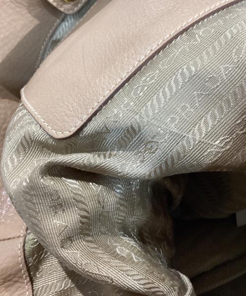 PRADA（プラダ）PRADA (プラダ) ショルダーバッグ ベージュの古着・服飾アイテム