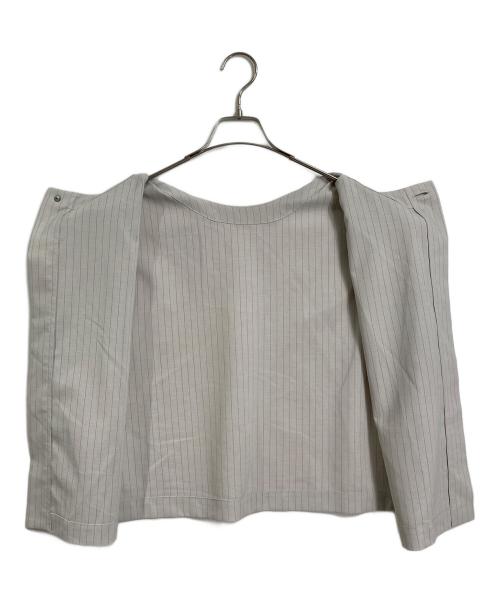 BEARDSLEY（ビアズリー）BEARDSLEY (ビアズリー) ストライプショートベスト　ライトアウター　日本製 グレー サイズ:FREEの古着・服飾アイテム