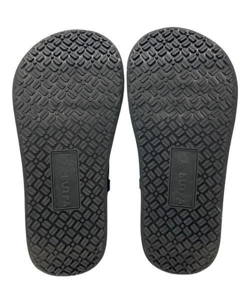 bunta（ブンタ）bunta (ブンタ) WARAJI SANDAL ブラック サイズ:23の古着・服飾アイテム