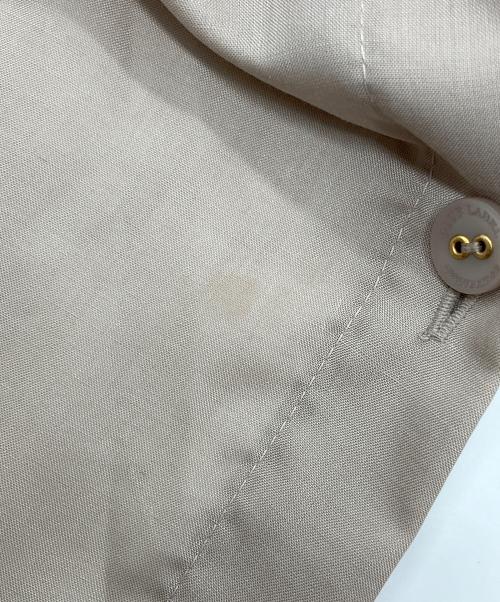 BLUE LABEL CRESTBRIDGE（ブルーレーベルクレストブリッジ）BLUE LABEL CRESTBRIDGE (ブルーレーベルクレストブリッジ) パフスリーブブラウス ベージュ サイズ:36の古着・服飾アイテム