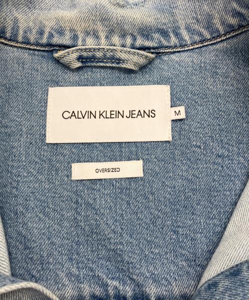 Calvin Klein Jeans（カルバンクラインジーンズ）Calvin Klein Jeans (カルバンクラインジーンズ) デニムジャケット ブルー サイズ:Mの古着・服飾アイテム