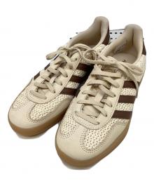 adidas（アディダス）の古着「Gazelle Indoor Shoes JS1418」｜Sand Strata / P. Bro