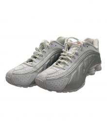 NIKE（ナイキ）の古着「SHOX R4」｜ホワイト