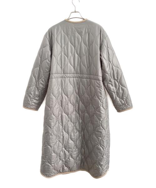 H BEAUTY&YOUTH（エイチ ビューティー&ユース）H BEAUTY&YOUTH (エイチ ビューティー&ユース) QUILTED BOA REVERSIBLE COAT ベージュ サイズ:Mの古着・服飾アイテム