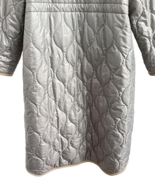 H BEAUTY&YOUTH（エイチ ビューティー&ユース）H BEAUTY&YOUTH (エイチ ビューティー&ユース) QUILTED BOA REVERSIBLE COAT ベージュ サイズ:Mの古着・服飾アイテム