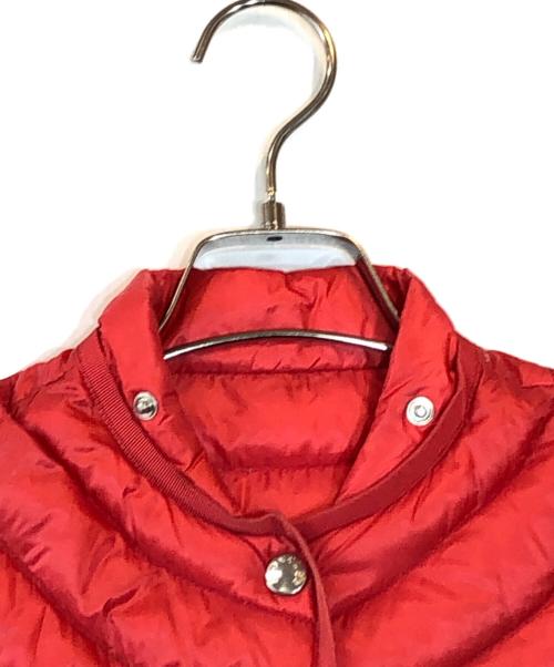 MONCLER（モンクレール）MONCLER (モンクレール) ダウンポンチョ レッド サイズ:SIZE 2の古着・服飾アイテム