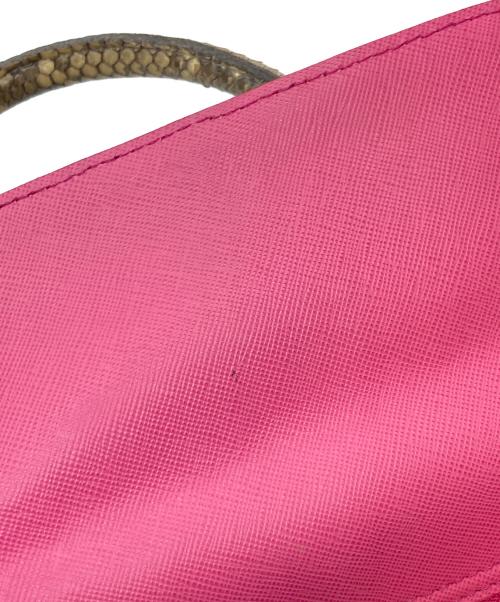 A.D.M.J.（エーディーエムジェイ）A.D.M.J. (エーディーエムジェイ) パイソンハンドバッグ　 アイボリー×ピンク サイズ:実寸参照の古着・服飾アイテム