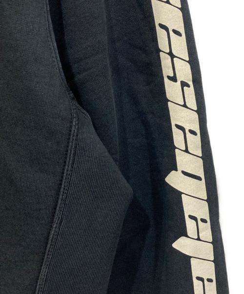YEEZY SEASON4（イージーシーズン4）YEEZY SEASON4 (イージーシーズン4) クルーネックスウェット ブラック サイズ:Sの古着・服飾アイテム