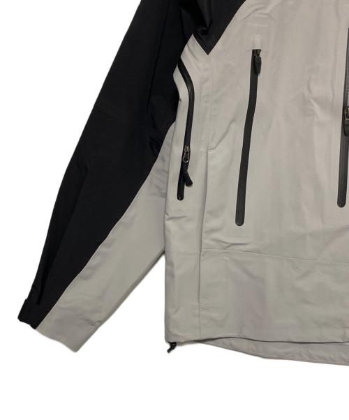 SUPREME（シュプリーム）SUPREME (シュプリーム) THE NORTH FACE (ザ ノース フェイス) Taped Seam Shell Jacket グレー サイズ:Mの古着・服飾アイテム