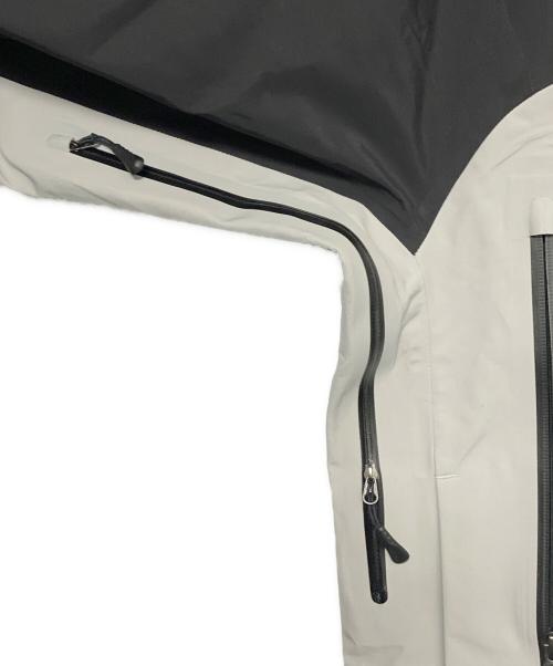 SUPREME（シュプリーム）SUPREME (シュプリーム) THE NORTH FACE (ザ ノース フェイス) Taped Seam Shell Jacket グレー サイズ:Mの古着・服飾アイテム