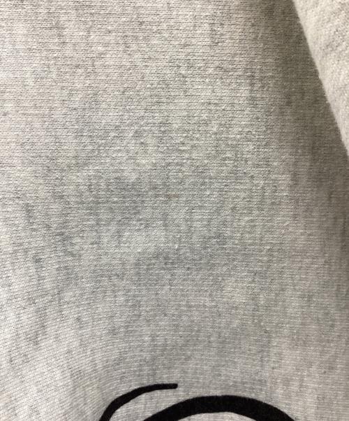 stussy（ステューシー）stussy (ステューシー) WORLD TOUR HOODIE ライトグレー サイズ:Sの古着・服飾アイテム