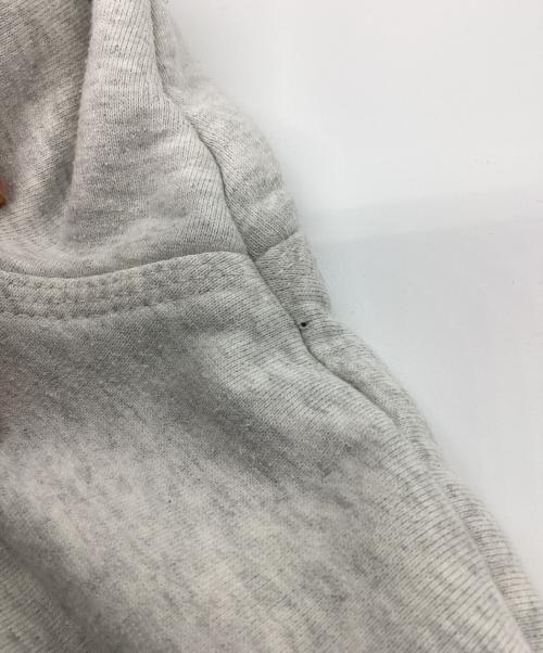 stussy（ステューシー）stussy (ステューシー) WORLD TOUR HOODIE ライトグレー サイズ:Sの古着・服飾アイテム