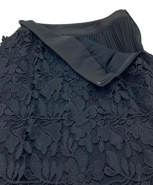 ADORE（アドーア）ADORE (アドーア) プリーツフラワーレース スカート　 ブラック サイズ:36の古着・服飾アイテム