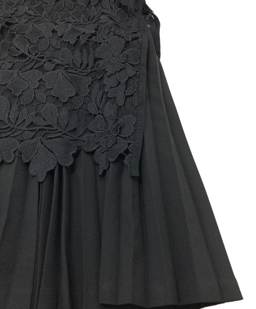 ADORE（アドーア）ADORE (アドーア) プリーツフラワーレース スカート　 ブラック サイズ:36の古着・服飾アイテム