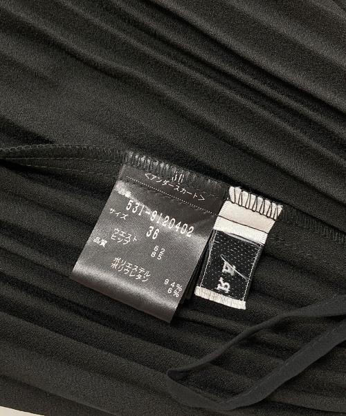 ADORE（アドーア）ADORE (アドーア) プリーツフラワーレース スカート　 ブラック サイズ:36の古着・服飾アイテム