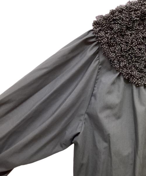 rosy monster（ロージーモンスター）rosy monster (ロージーモンスター) ドットチュールフリルブラウス ブラック サイズ:Freeの古着・服飾アイテム