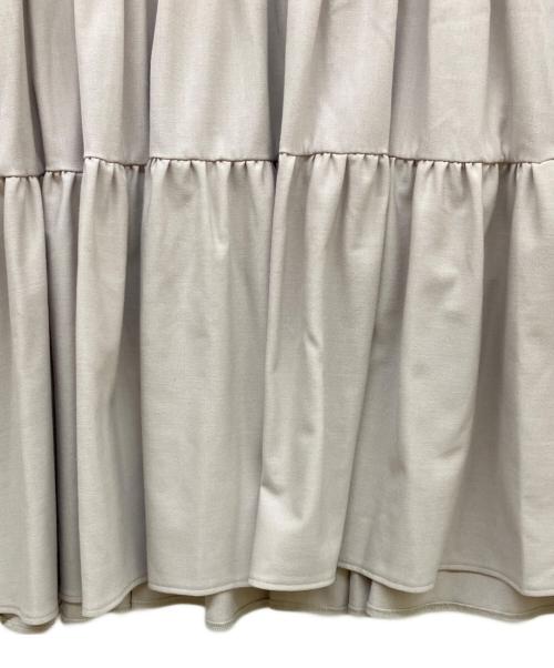 YORI（ヨリ）YORI (ヨリ) ティアードロングブラウス ベージュ サイズ:38の古着・服飾アイテム