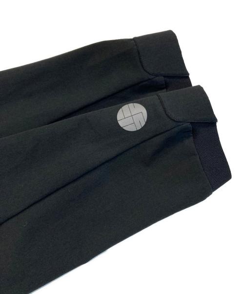 alk phenix（アルクフェニックス）alk phenix (アルクフェニックス) dou parka 4way ストレッチ パーカー ブラック サイズ:Mの古着・服飾アイテム