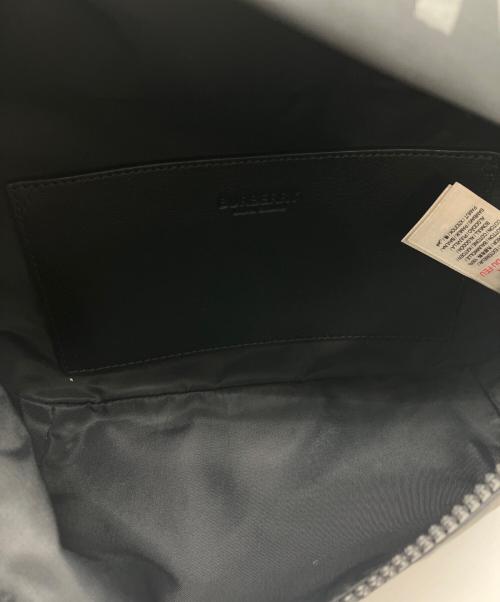 BURBERRY（バーバリー）BURBERRY (バーバリー) ボディーバッグ ブラックの古着・服飾アイテム