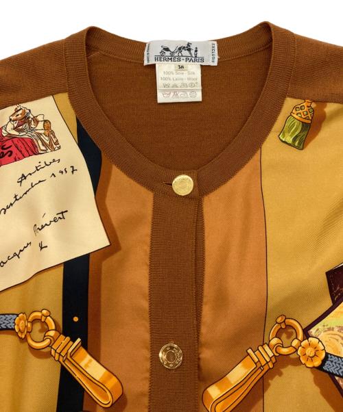 HERMES（エルメス）HERMES (エルメス) スカーフ柄 ウールシルクカーディガン ブラウン×イエロー サイズ:38の古着・服飾アイテム