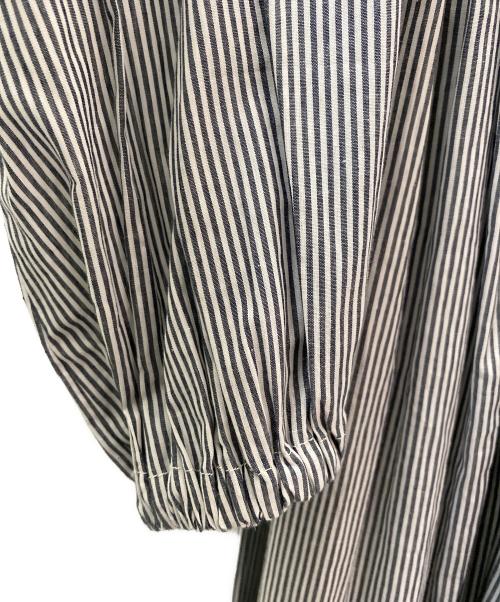 BEARDSLEY（ビアズリー）BEARDSLEY (ビアズリー) 先染めギャザーワンピース グレー サイズ:1の古着・服飾アイテム