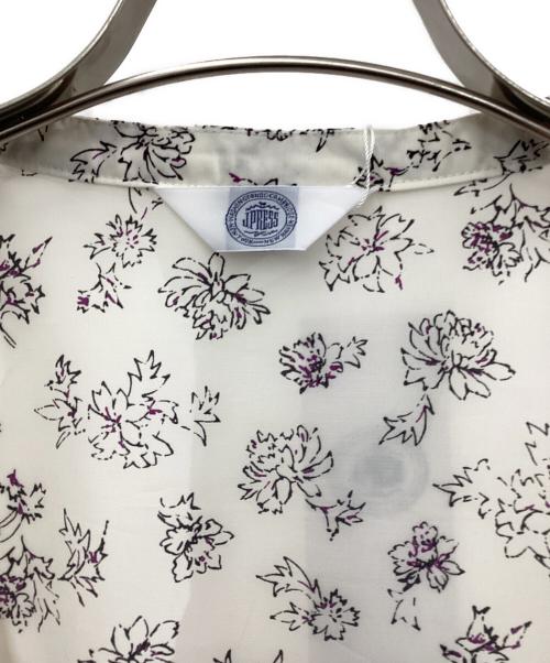 J.PRESS（ジェイプレス）J.PRESS (ジェイプレス) ラインフラワープリントワンピース ホワイト サイズ:T13の古着・服飾アイテム