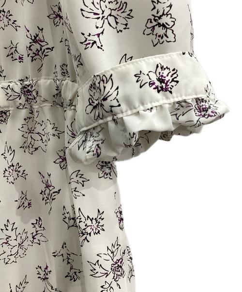 J.PRESS（ジェイプレス）J.PRESS (ジェイプレス) ラインフラワープリントワンピース ホワイト サイズ:T13の古着・服飾アイテム
