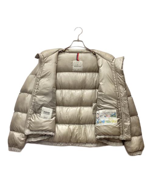 MONCLER（モンクレール）MONCLER (モンクレール) ダウンジャケット ベージュの古着・服飾アイテム