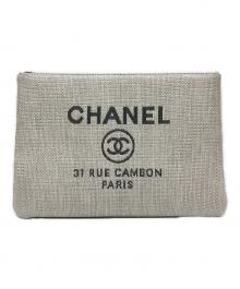 CHANEL（シャネル）の古着「ドーヴィル クラッチバッグ」｜グレー