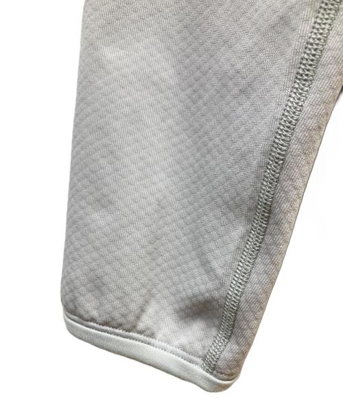 ARC'TERYX（アークテリクス）ARC'TERYX (アークテリクス) アウトドアウェア(ジャケット) グレー サイズ:SIZE Mの古着・服飾アイテム