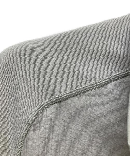 ARC'TERYX（アークテリクス）ARC'TERYX (アークテリクス) アウトドアウェア(ジャケット) グレー サイズ:SIZE Mの古着・服飾アイテム