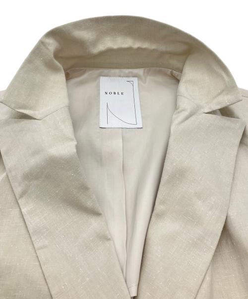 Noble（ノーブル）Noble (ノーブル) 麻ストレッチピークドラペルダブルジャケット アイボリー サイズ:38の古着・服飾アイテム