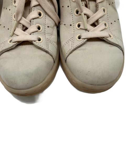 adidas（アディダス）adidas (アディダス) STAN SMITH EMMI ベージュ サイズ:22.5の古着・服飾アイテム