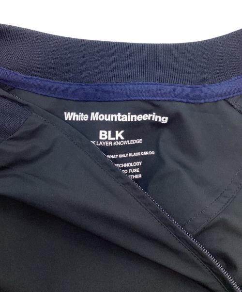 WHITE MOUNTAINEERING（ホワイトマウンテ二アニング）WHITE MOUNTAINEERING (ホワイトマウンテ二アニング) UMBRO (アンブロ) プルオーバージャケット ブラック サイズ:Lの古着・服飾アイテム