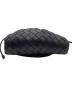 中古・古着 BOTTEGA VENETA (ボッテガベネタ) がま口ショルダーバッグ ブラック：100000円