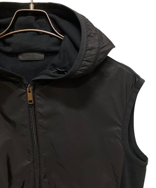 PRADA（プラダ）PRADA (プラダ) フーデットベスト ブラック サイズ:Lの古着・服飾アイテム
