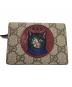 GUCCI（グッチ）の古着「ミスティックキャット 2つ折り財布」｜ベージュ