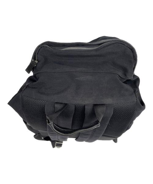 LORINZA（ロリンザ）LORINZA (ロリンザ) スクエアポケットバックパック ブラックの古着・服飾アイテム