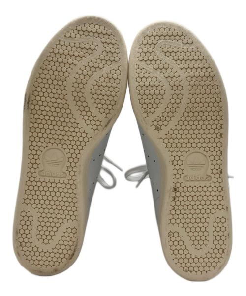 adidas（アディダス）adidas (アディダス) STANSMITH ホワイト×ネイビー サイズ:26.5の古着・服飾アイテム