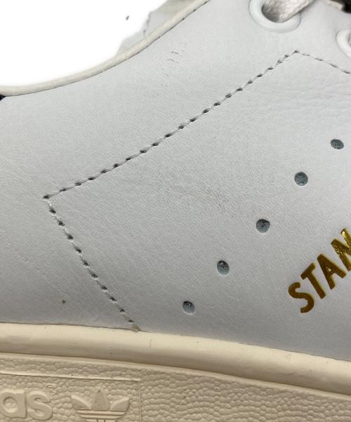adidas（アディダス）adidas (アディダス) STANSMITH ホワイト×ネイビー サイズ:26.5の古着・服飾アイテム