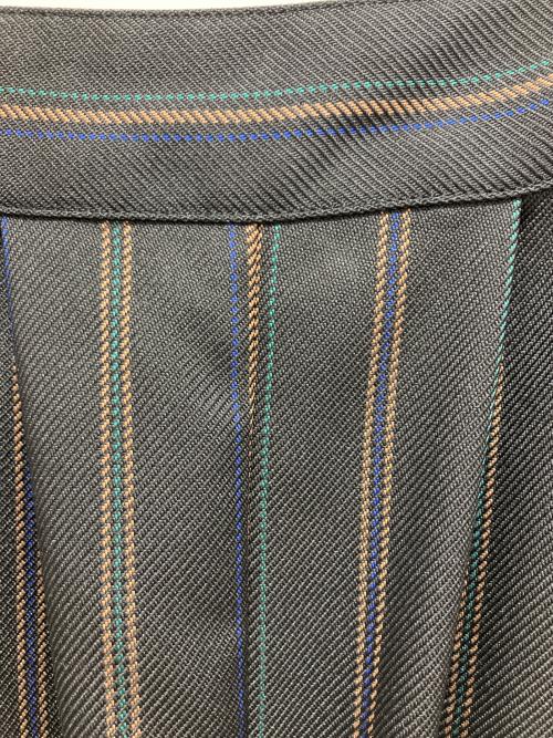 UN3D.（アンスリード）UN3D. (アンスリード) MULTI PINSTRIPE AIO ブラック サイズ:36の古着・服飾アイテム